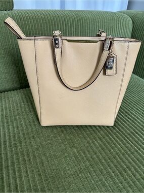 Coach Cream Pebbled Leather Tote with Signature Tag